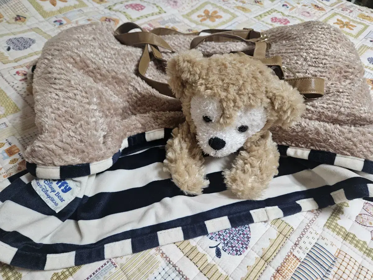 I sell authentic Disney Duffy blankets at doll.