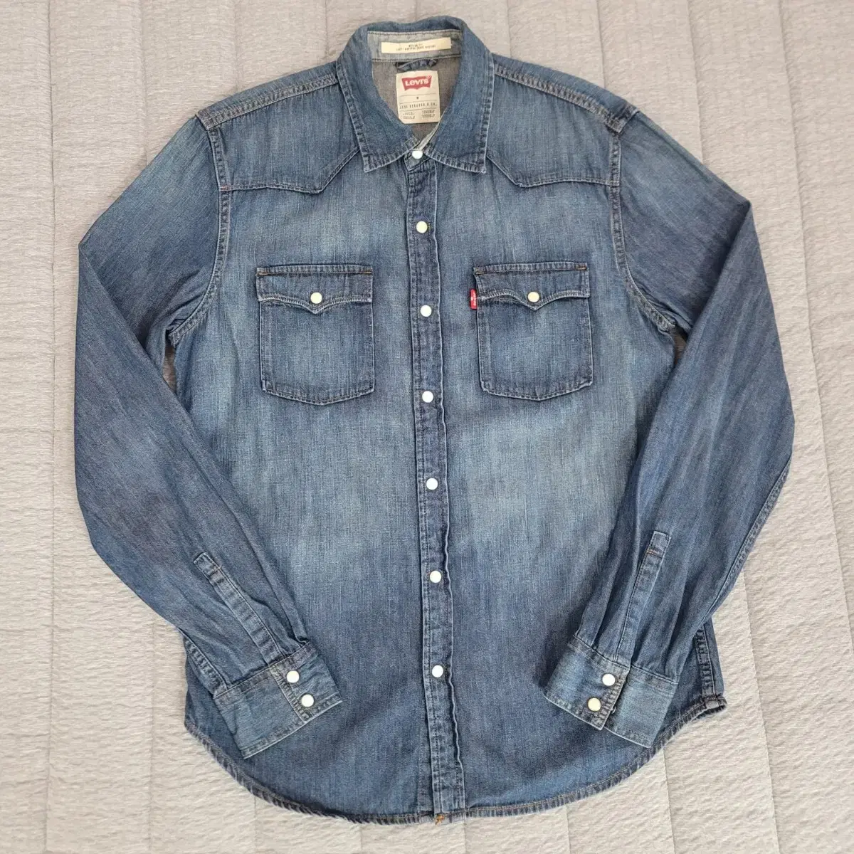 Men95 Levi's Denim Shirt