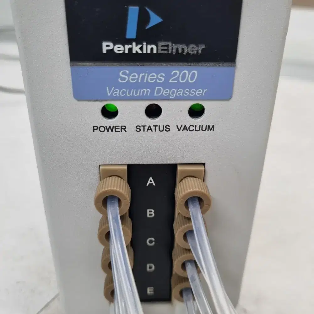 Perkin Elmer Series 200 HPLC.