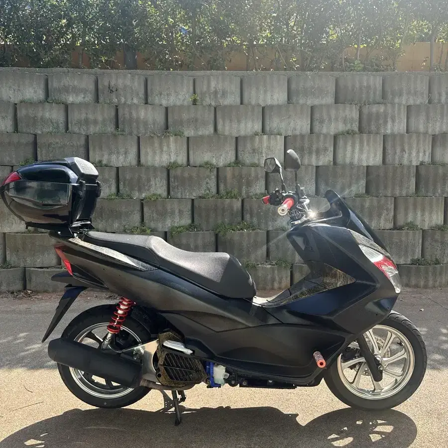 부산 커스텀 pcx125 짧은키로수