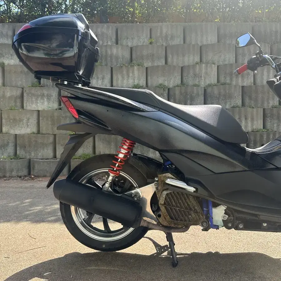 부산 커스텀 pcx125 짧은키로수