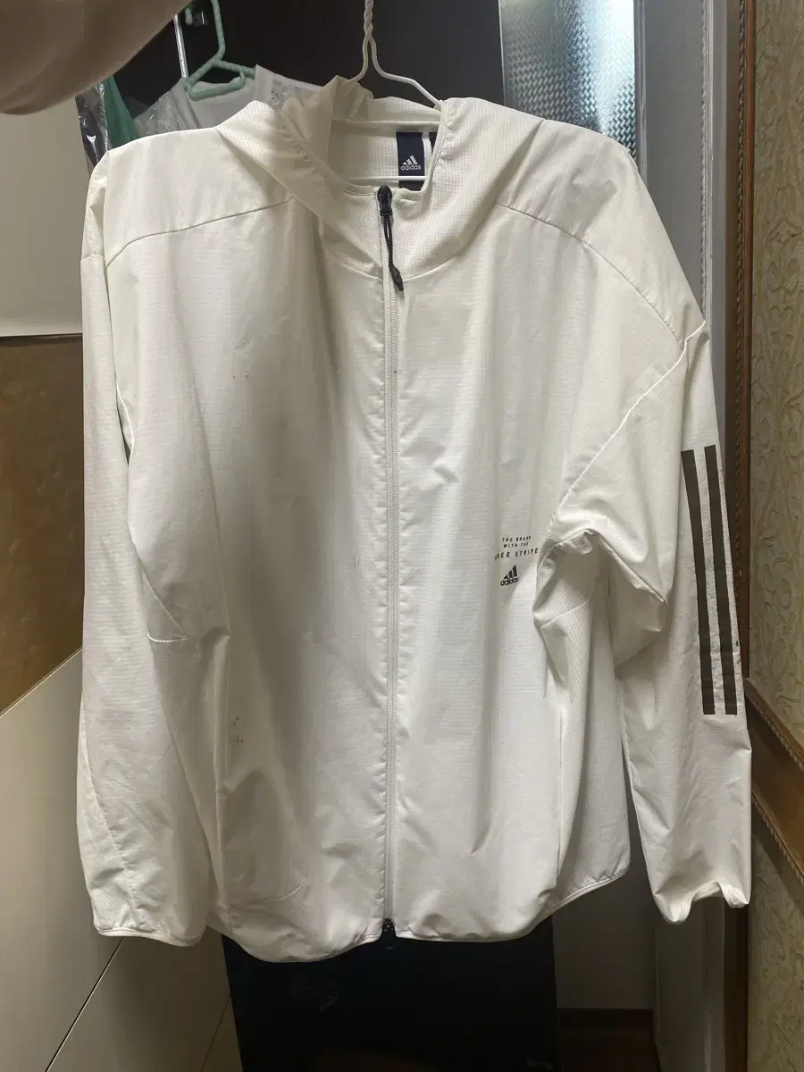 adidas Windbreaker L