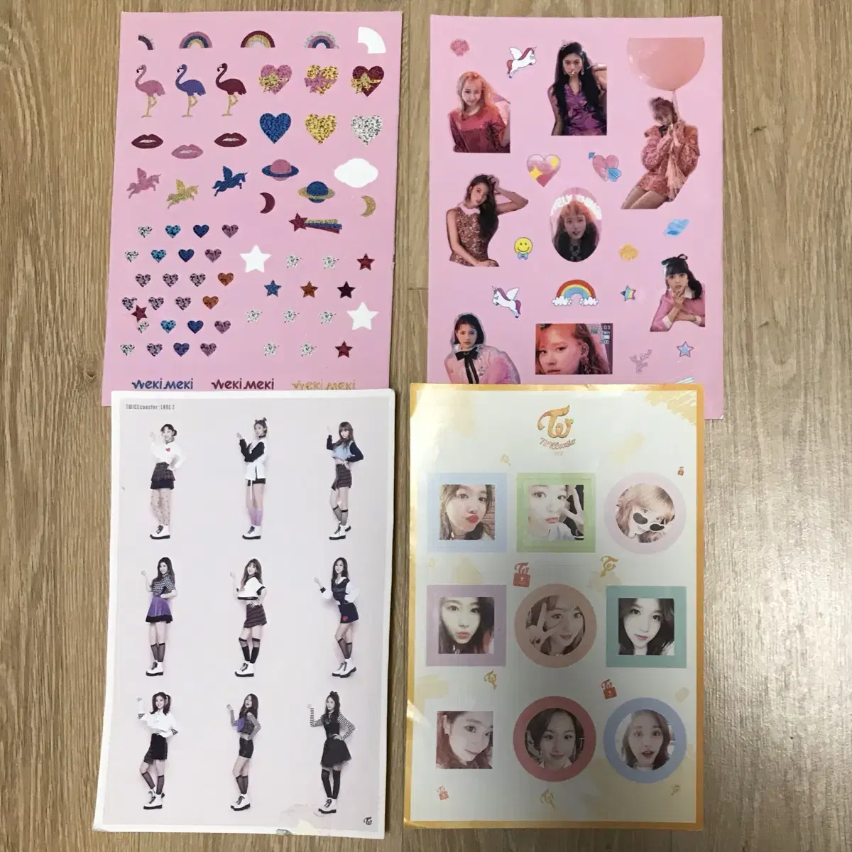 트와이스,강다니엘,워너원,에이핑크,뉴이스트,태민 포카