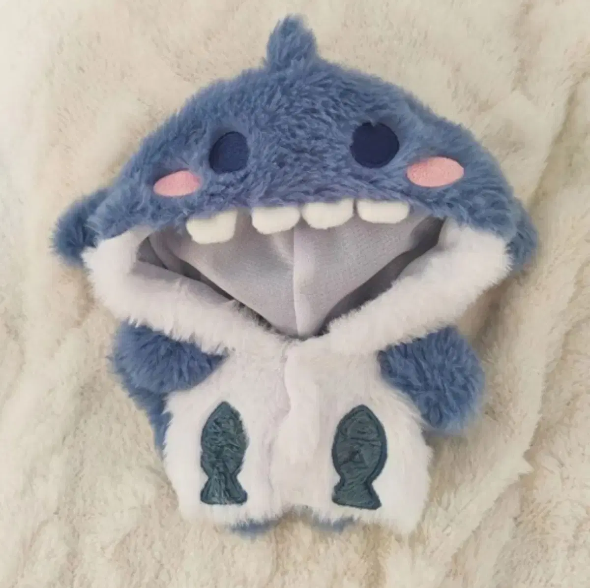 Somyi Doll 20cm Shark Clothes sell ( If it doesn't sell, I'll take it down lol!!!