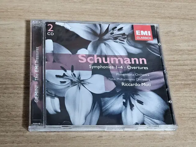 Schumann: Symphonies 1-4, Overtures - Mu