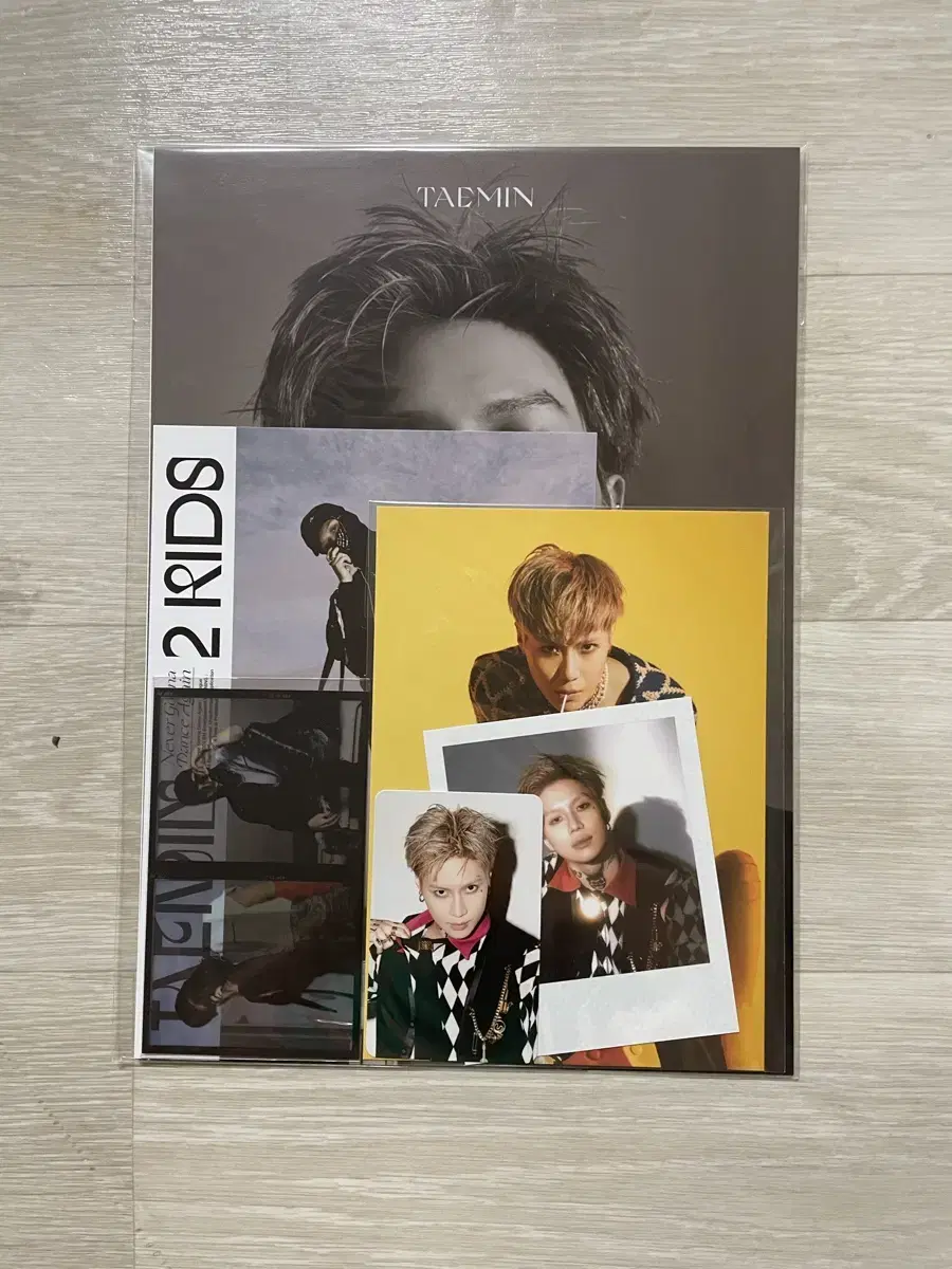 Taemin 2KIDS Poster + Photo Set