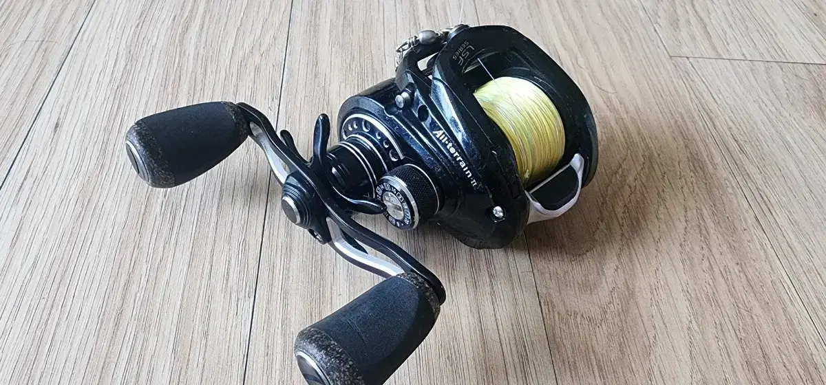 Toyo All Terrain 2, 3 handles