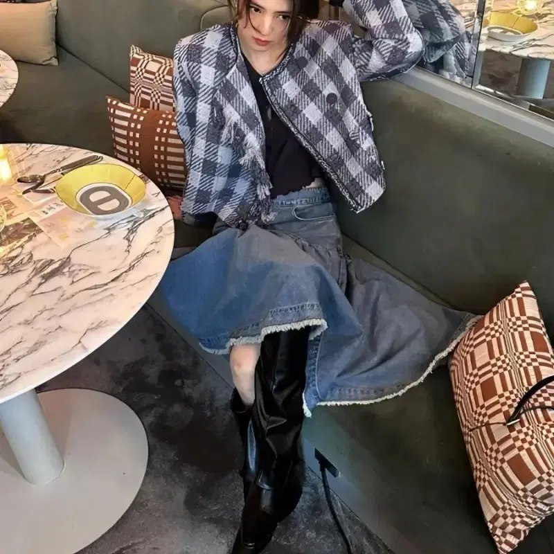 Han SoheeSetup[Lucky Chouette]Collarless check tweed jacket skirt set up(Bloo)