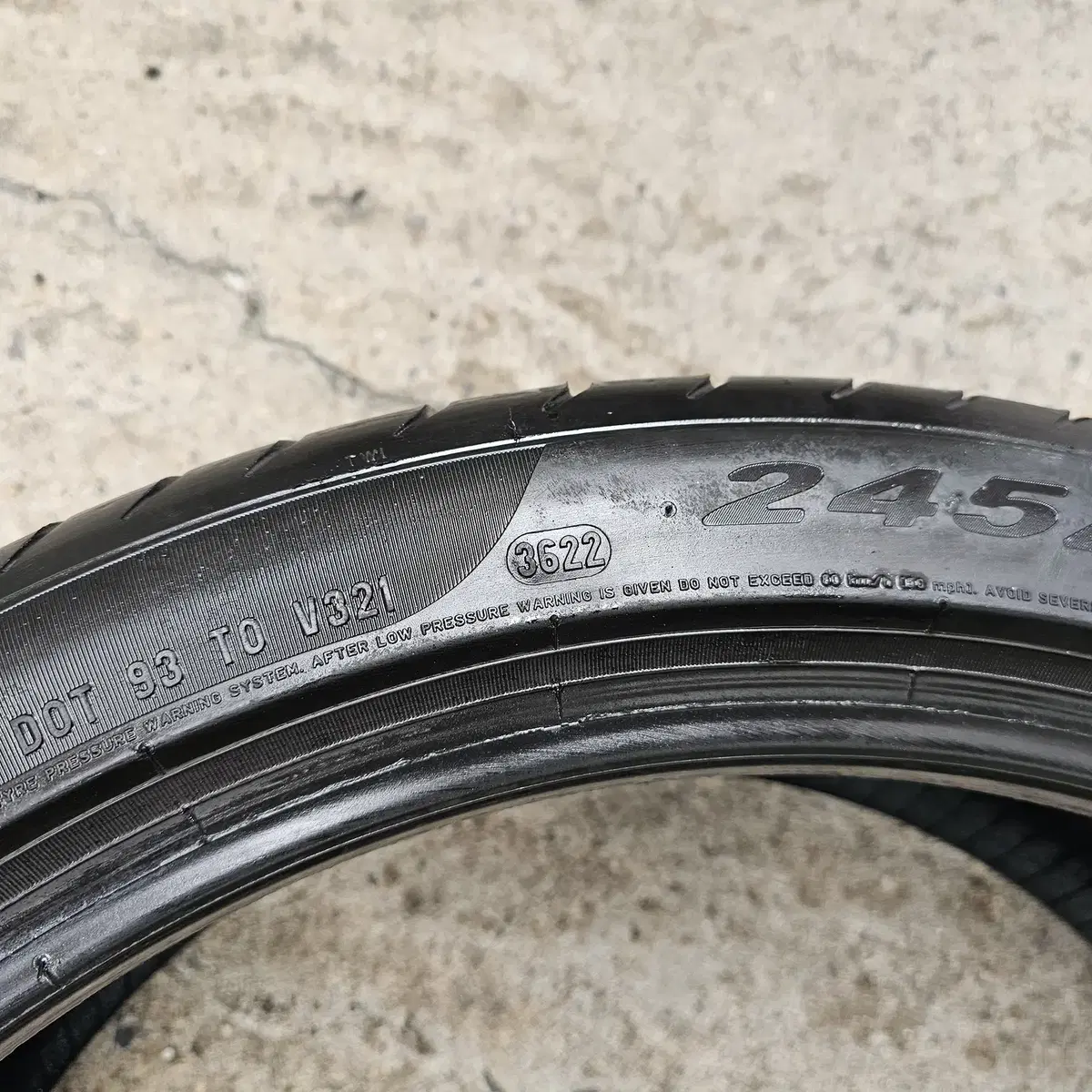 245/40R20  벤츠 순정  런플랫 타이어  1본