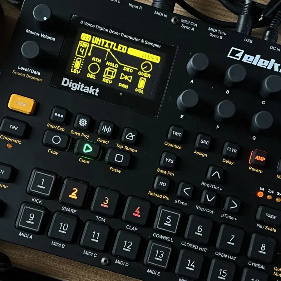 Elektron Digitakt 일렉트론 디기탁 판매합니다