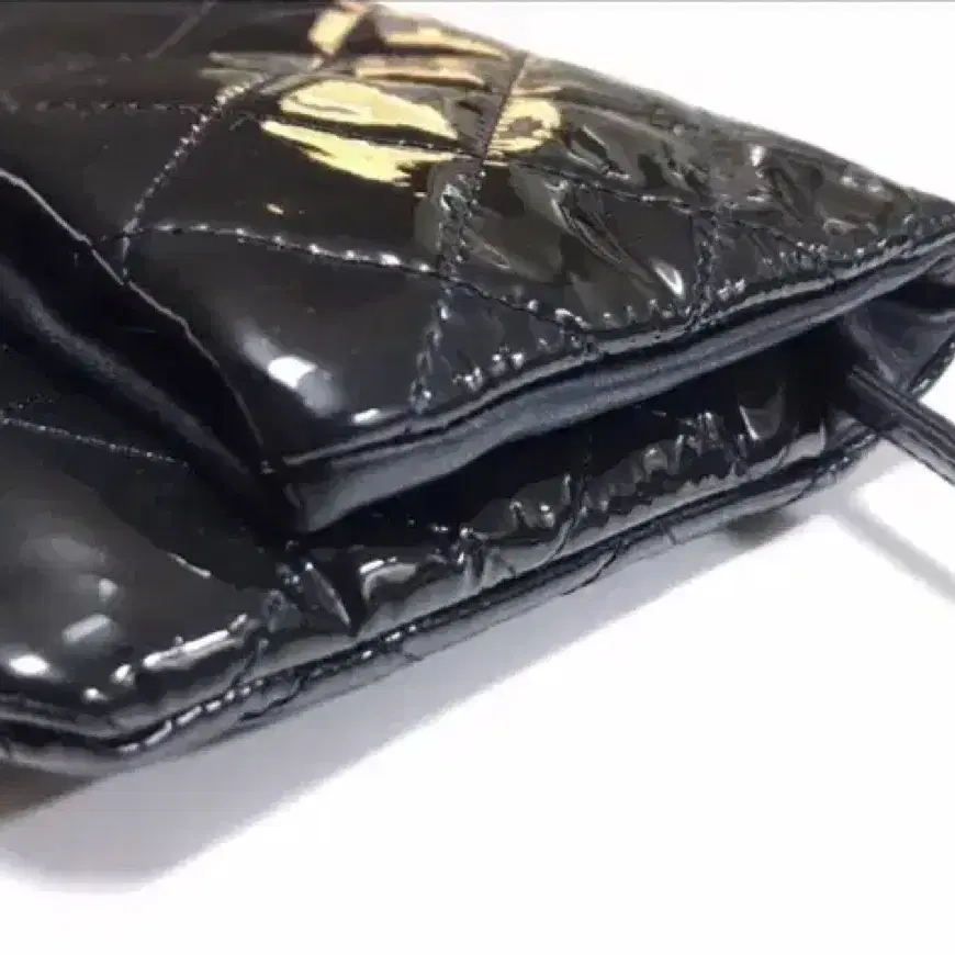 CHANEL Patent Leather Clutch 샤넬 애나멜 클러치_