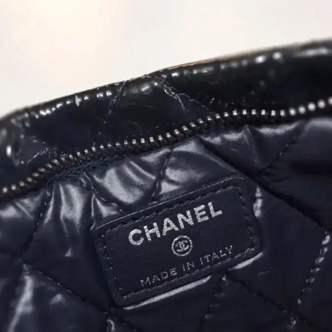 CHANEL Patent Leather Clutch 샤넬 애나멜 클러치_