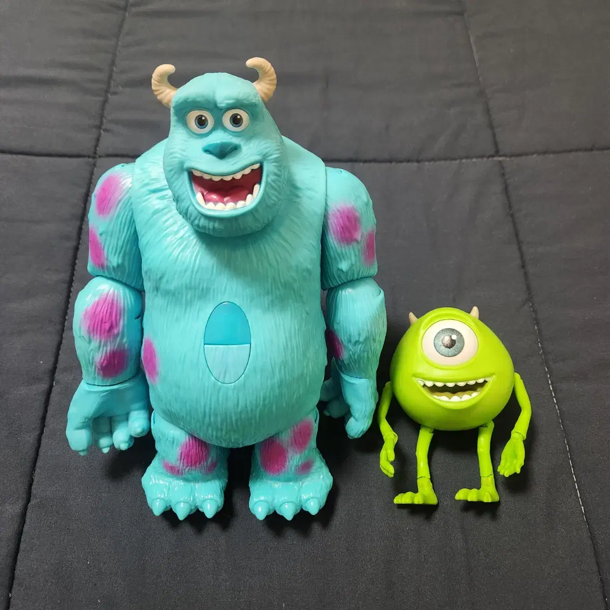 Disney Pixar Monsters Inc. zuu. sulli Mike Toy Figure