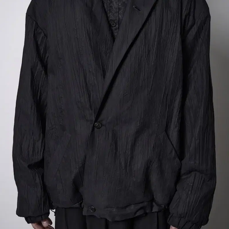 음양 Vertical pleated shawl collar jacket