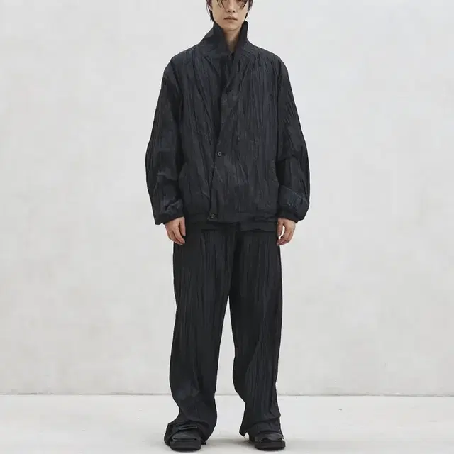 음양 Vertical pleated shawl collar jacket