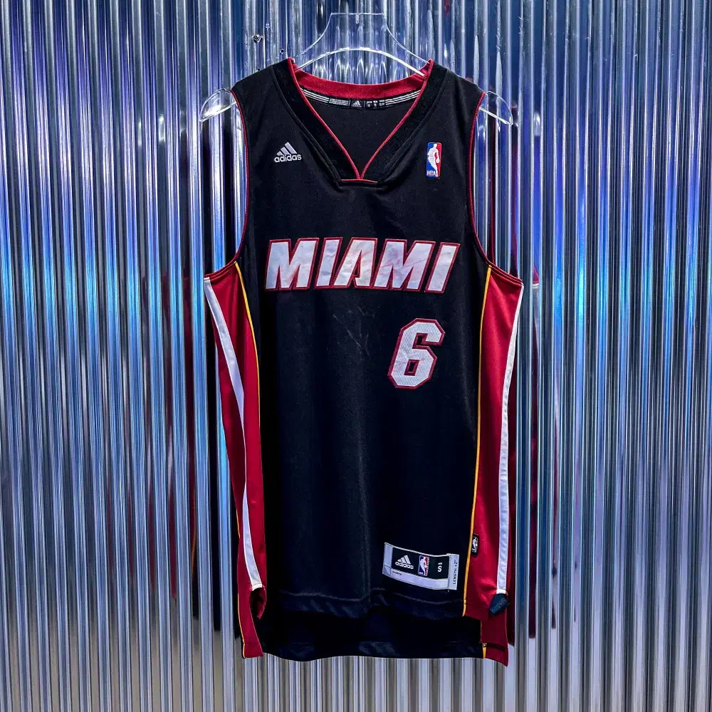 adidas NBA Miami Heat Swingman (Domestic M) CC518