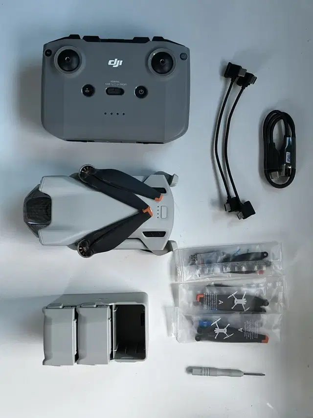 DJI MAVIC MINI 3 플라이 모어 콤보