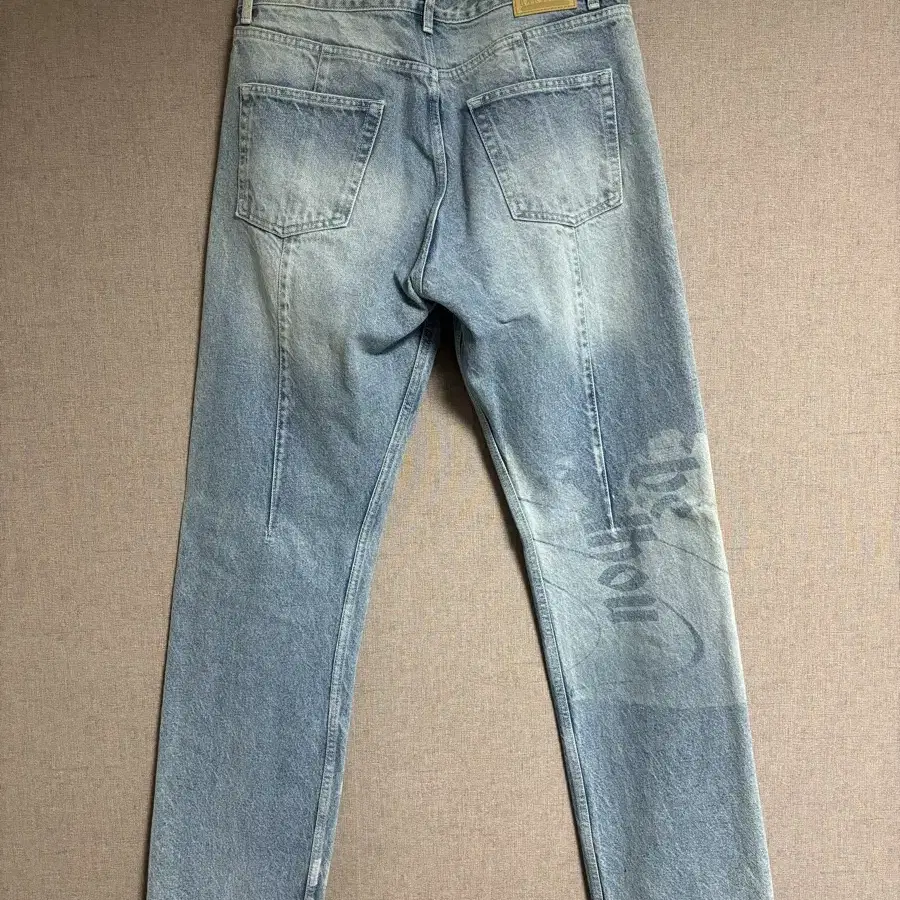 etce / laser washed denim  / 33