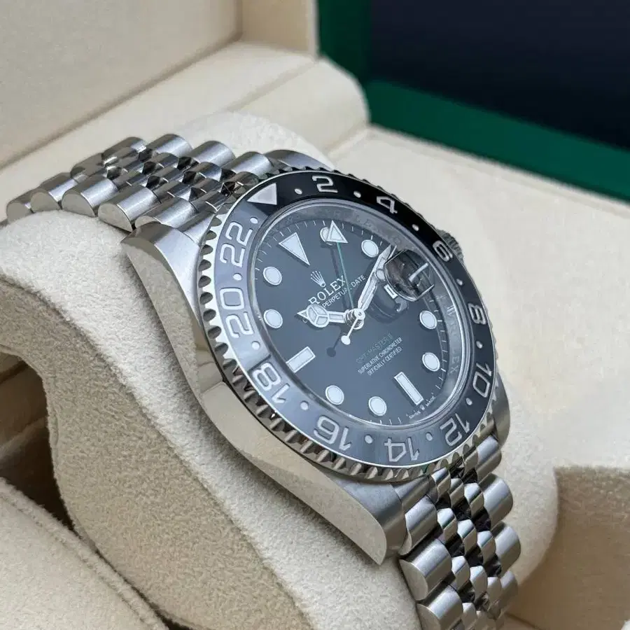 롤렉스 gmt-master2 126710 브루스웨인 쥬빌리