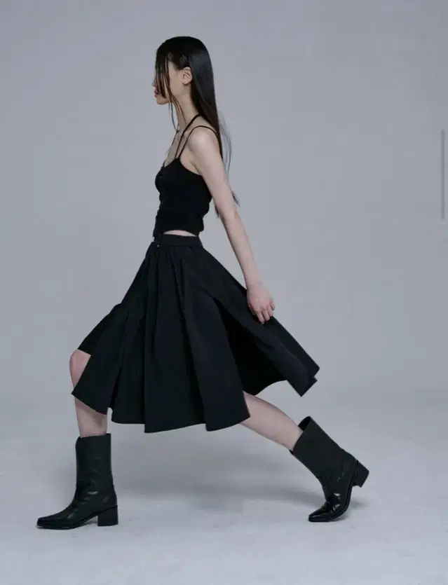 JINJUSE (진주유즈) Slit midi skirt - 블랙 S