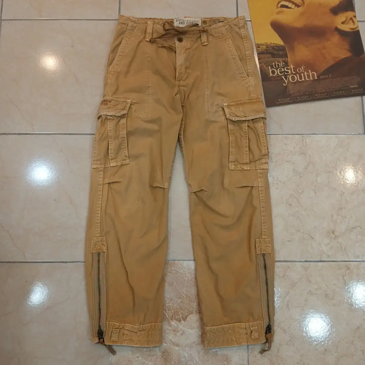 Abercrombie Cargo Pants 33 Cargo Pants