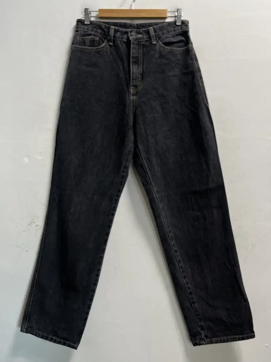 28-30 LEAVES Wide Denim Black Jeans