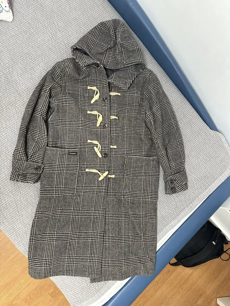 Covernat Plaid Tteokbokki Coat