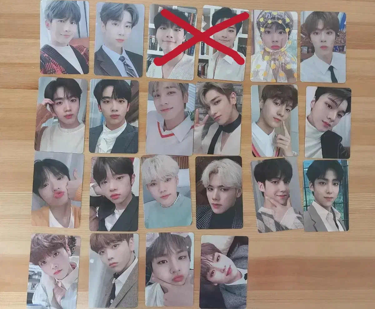 엑스원 포카 양도합니다