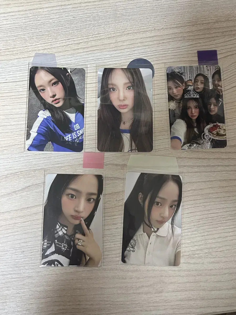 New Jeans seasons greetings getup haerin hyein minji group photocard bulk