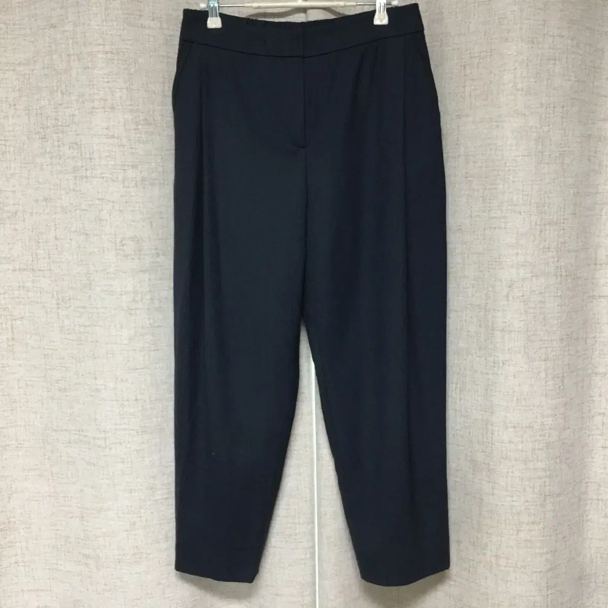 Hee Ae Kim wool slacks 26