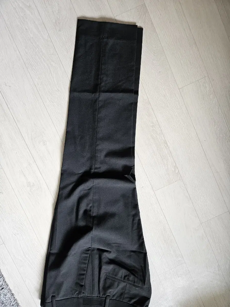 Jil StuartNew York Spring Summer Black Slacks 78