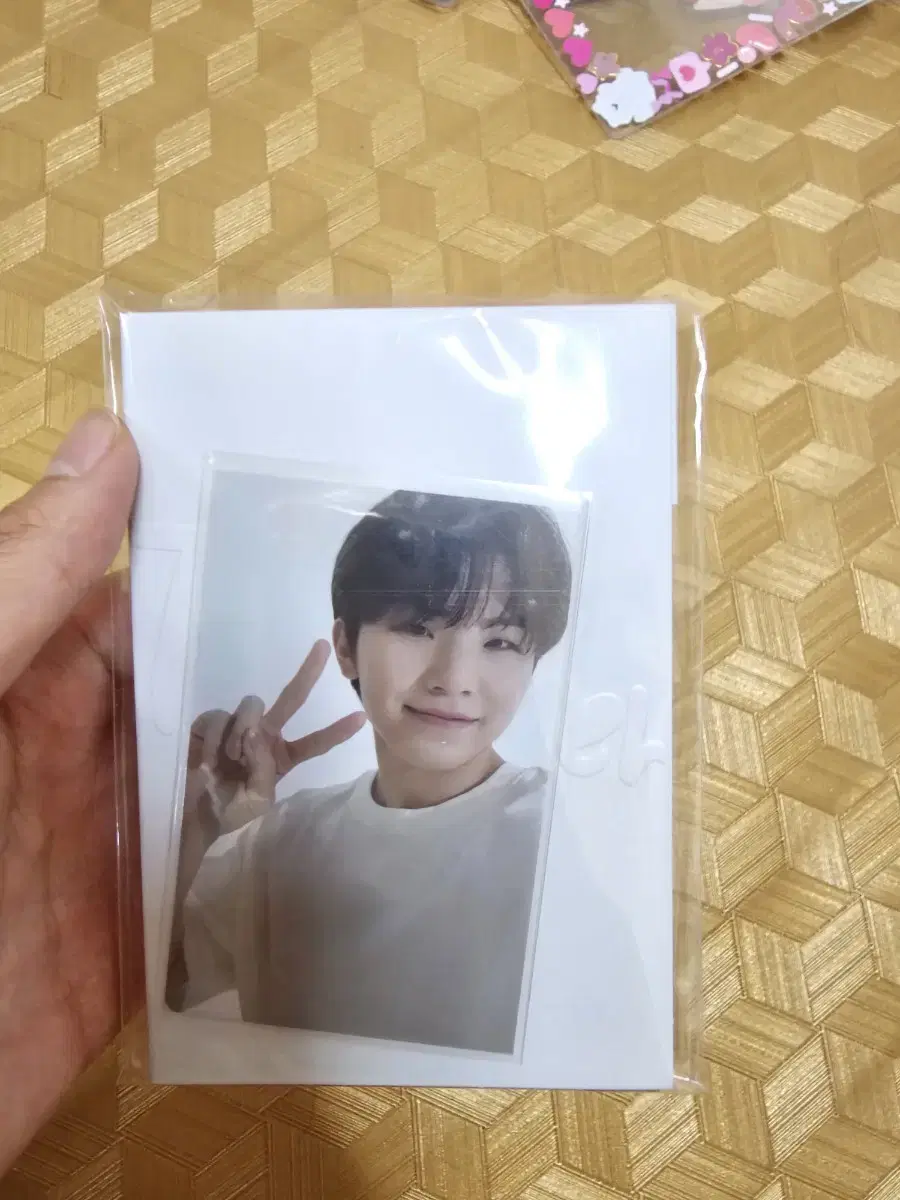 Seventeen woozi 6th Anniversary Limited Edition Pendant