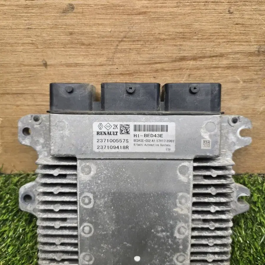 르노 QM6 ECU 237100557S