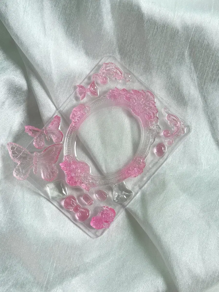 034 Framed Resin Pink Topkoo