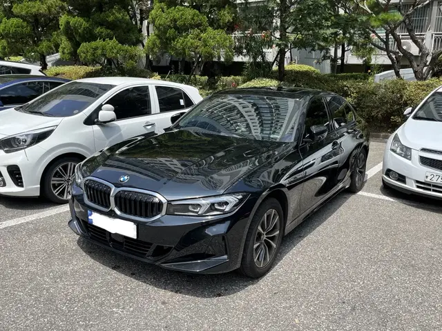 2023 bmw320i 베이스 전면 범퍼