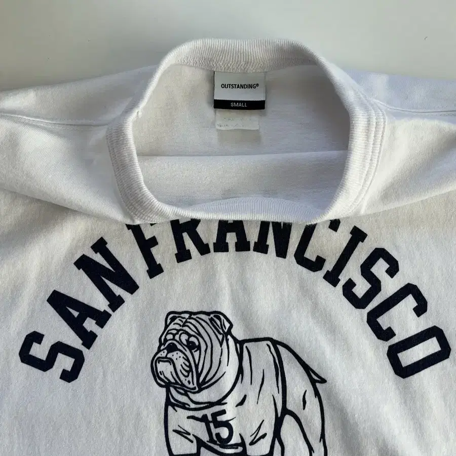 아웃스탠딩 V.S.C TEE (SAN FRANCISCO) 화이트