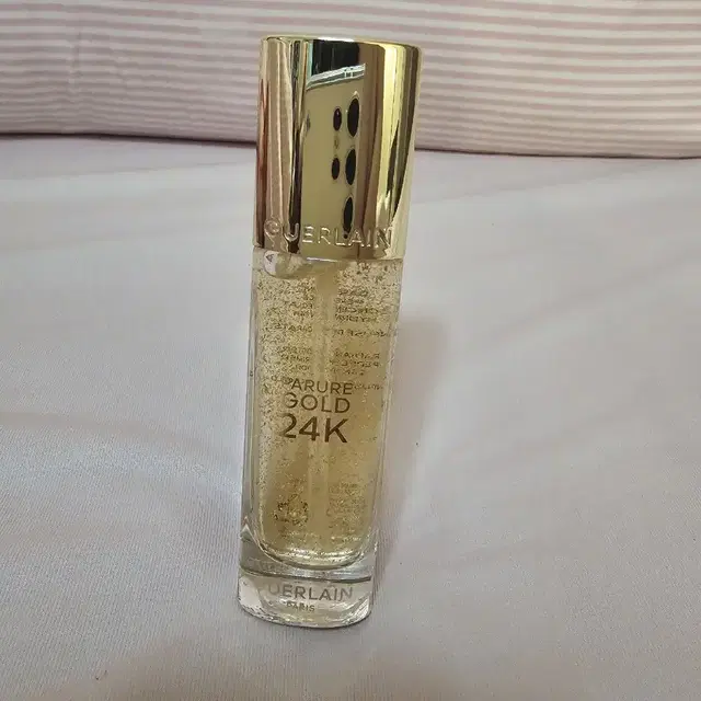 겔랑 빠뤼르 골드 24K 베이스 35ml(새상품)