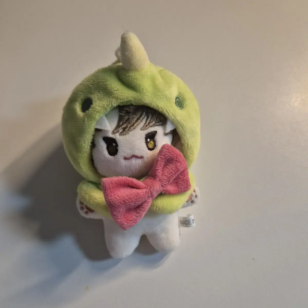 Seventeen dino doll wts with chan bam yi cape