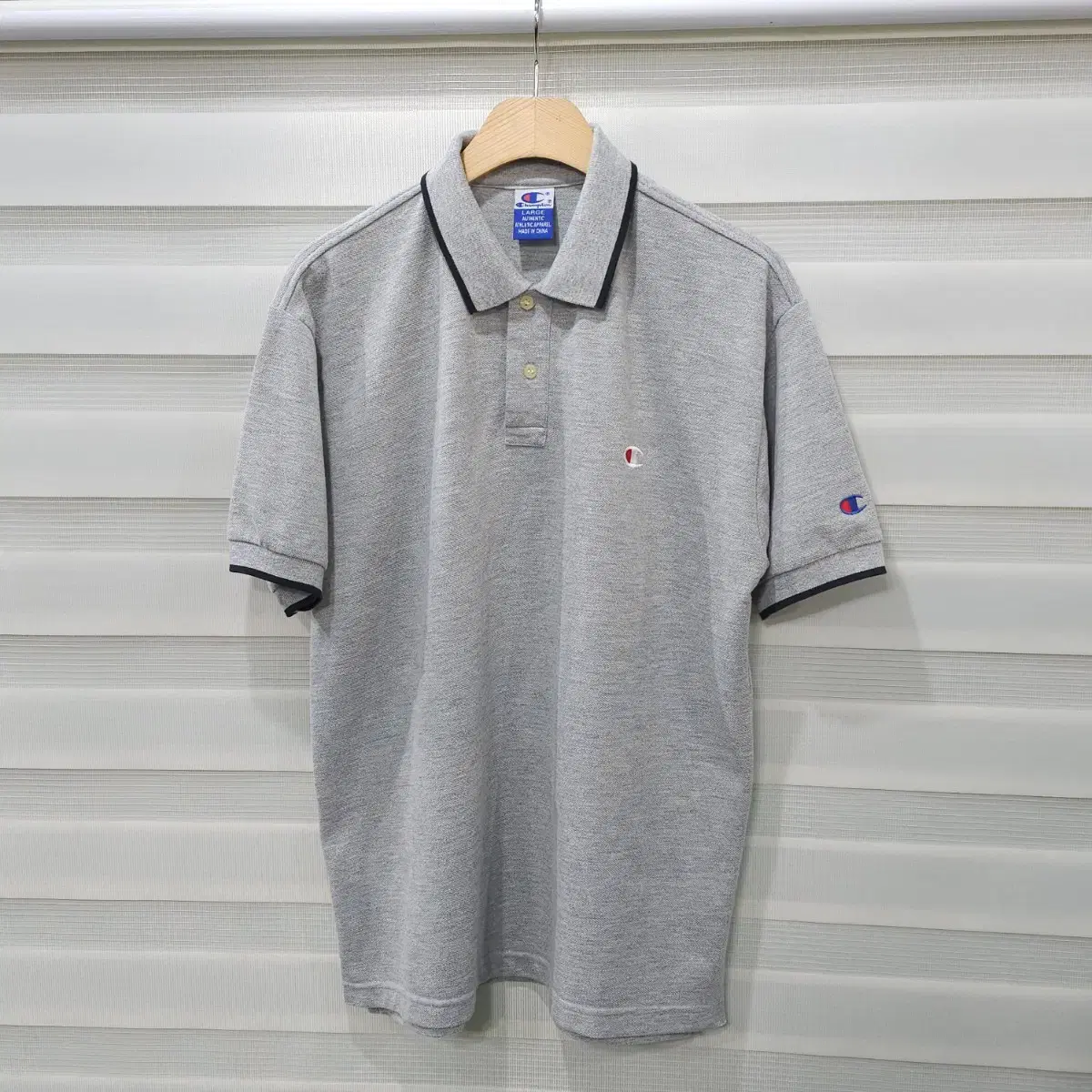 Vintage Champion Short Sleeve Karite- L