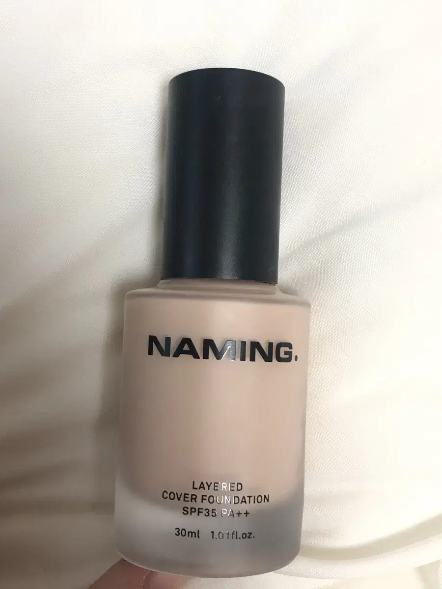 Naming Foundation 30ml 21Y