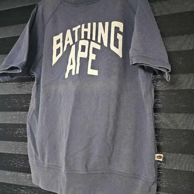 [L] 00s OG bape 베이프 숏슬리브 스웻셔츠