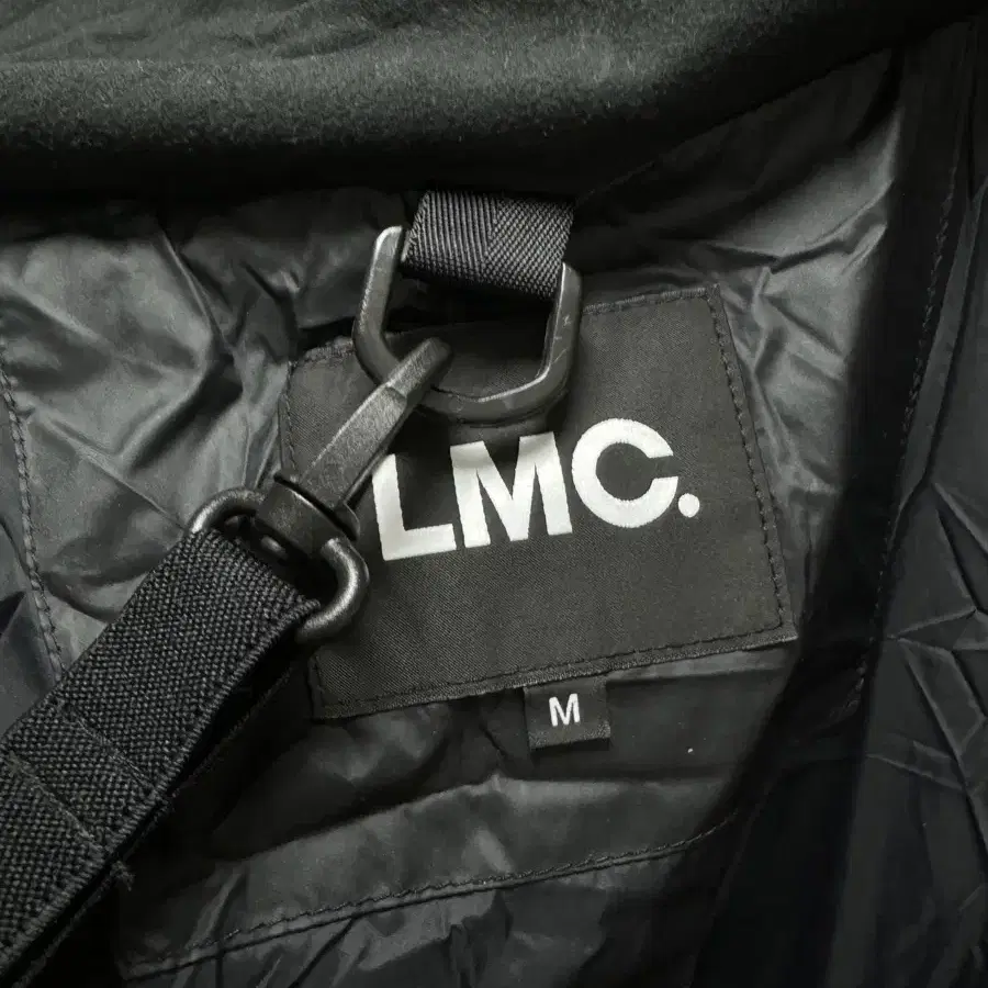 [남자M] LMC 오버사이즈 롱패딩 블랙