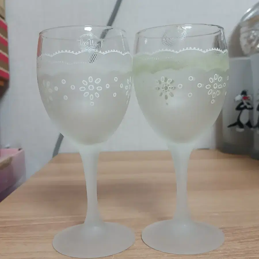 250 빈티지 Kamei Glass 와인잔 2개