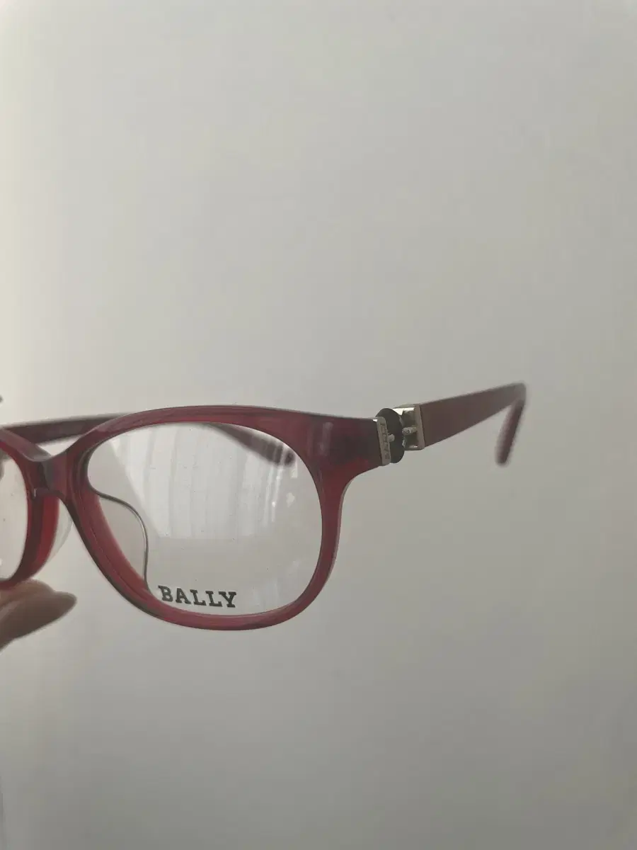 발리(Bally) 안경테