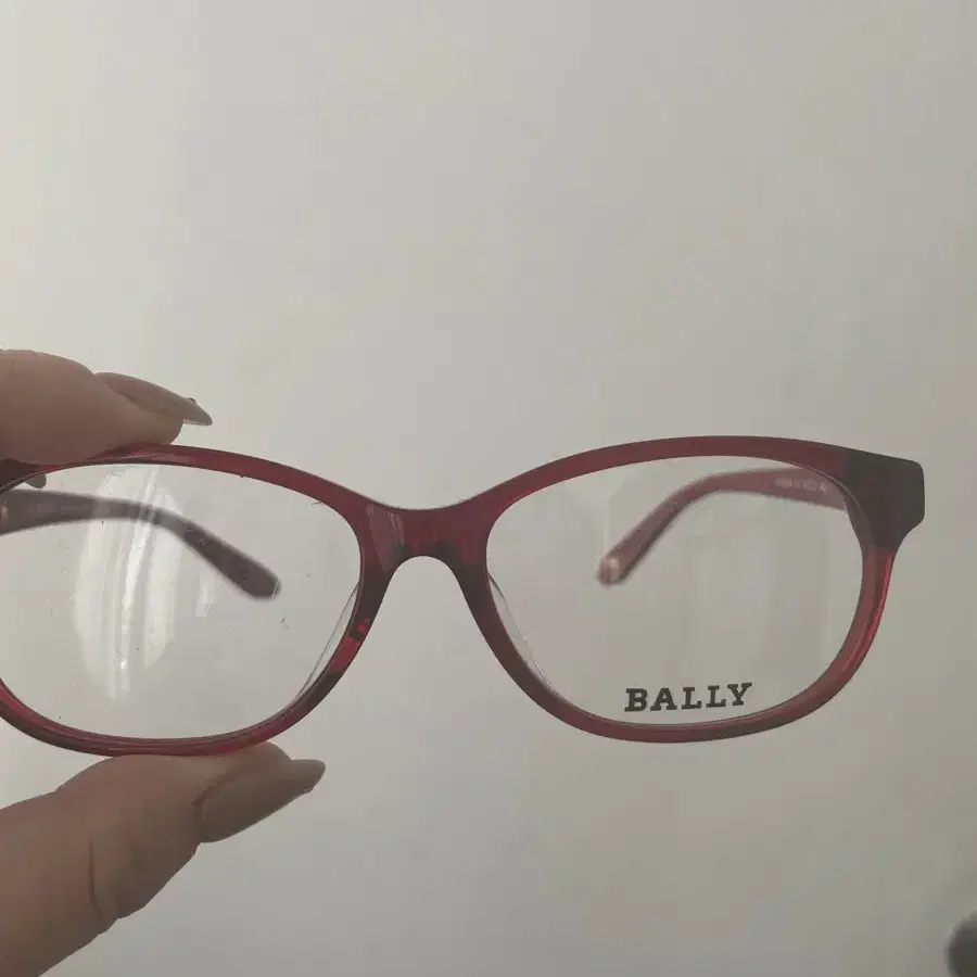 발리(Bally) 안경테