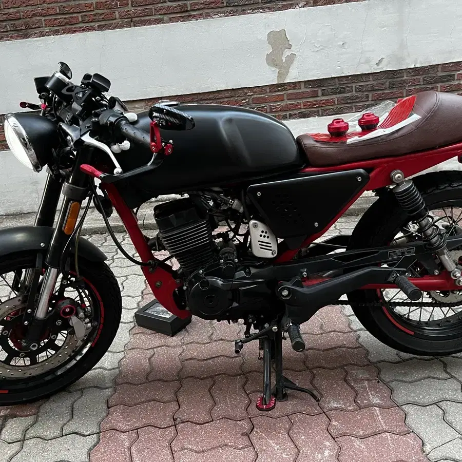 한웨이 블랙카페 125cc