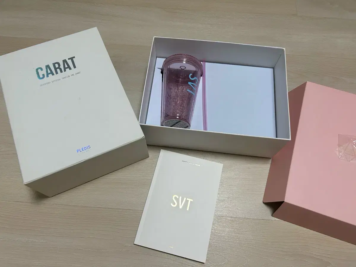 3 Carat Tumblr + Photobook