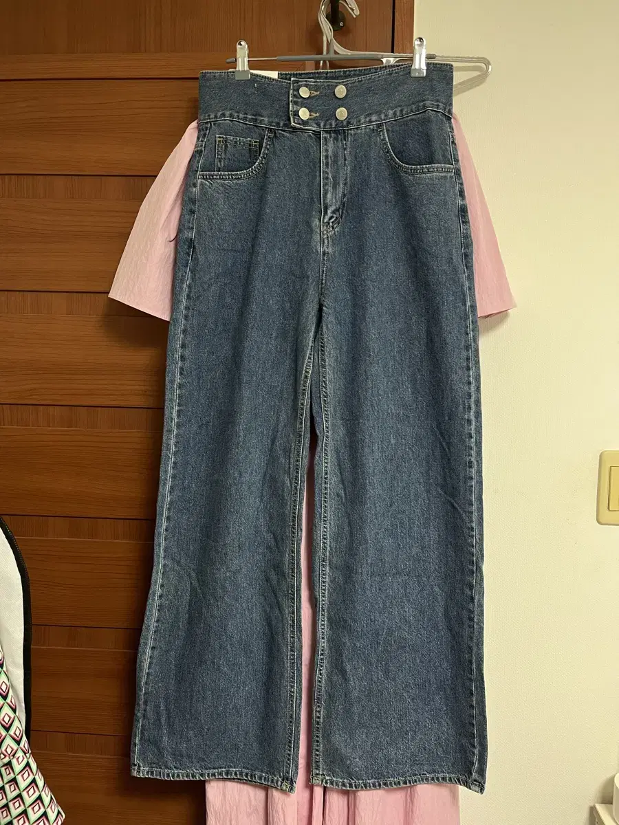 (New Product) High-waisted jeans L