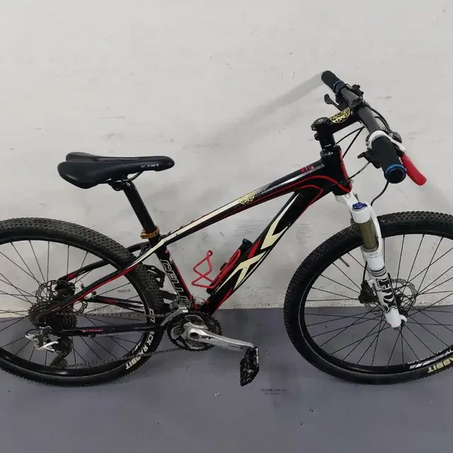 첼로 xc30 xt급 30단 mtb 자전거