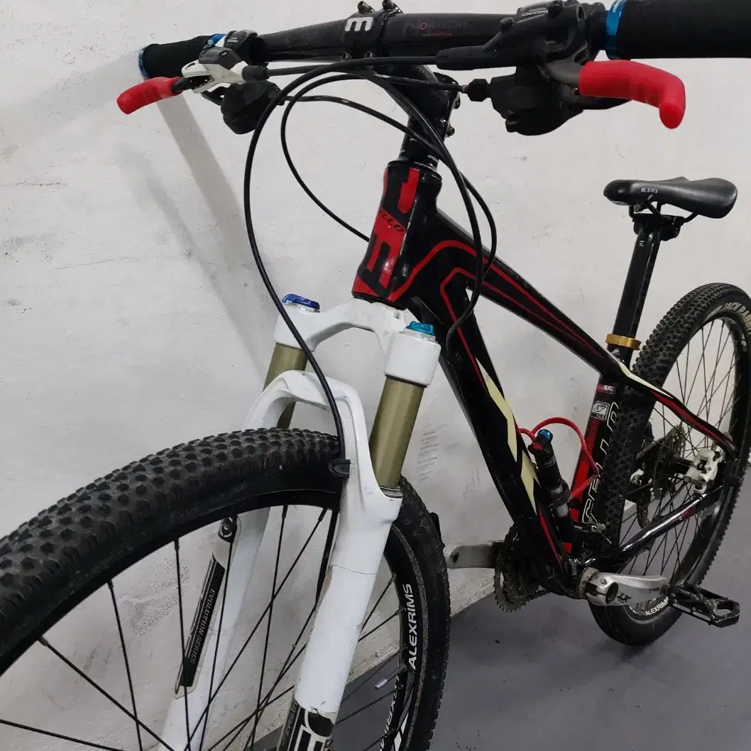 첼로 xc30 xt급 30단 mtb 자전거